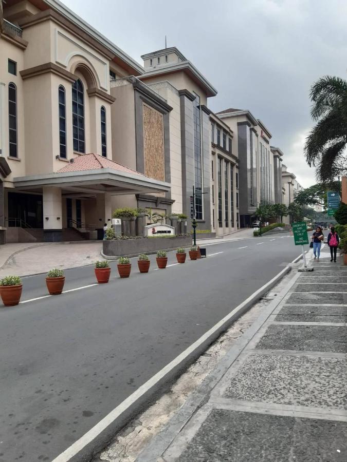 Sarasota Residential Resort Cluster 4 Unit 6B, 6C And 6L By Manny Newport Blvd, Across Naia T3 & Near Resorts World Manila, Pasay City Bagian luar foto